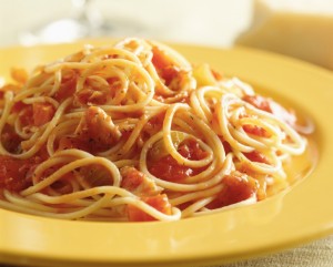 Speghetti with tomato sauce